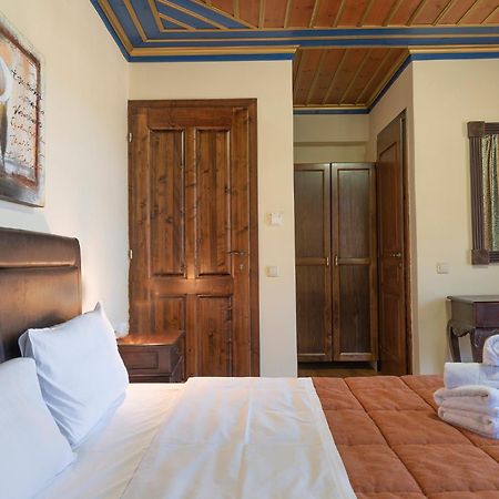 Hotel Aggelon Katafygio Asprangeloi Esterno foto