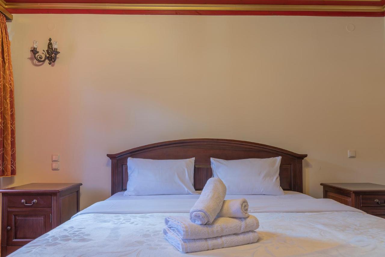 Hotel Aggelon Katafygio Asprangeloi Esterno foto