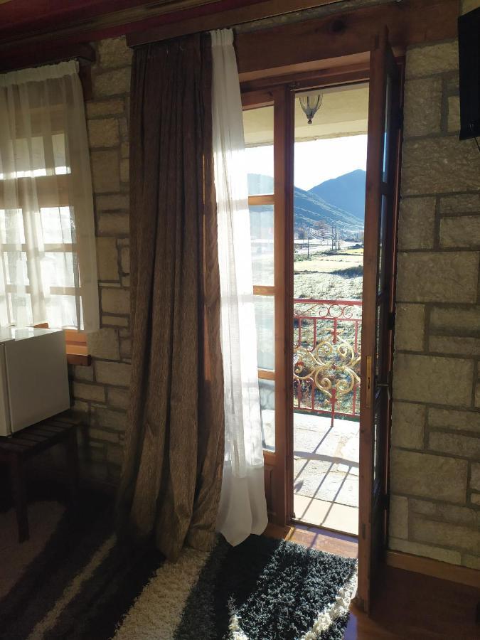 Hotel Aggelon Katafygio Asprangeloi Esterno foto